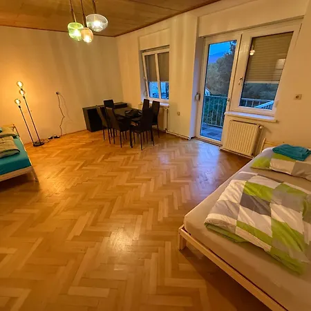Close To Downtown, Klagenfurt And Woerthersee * クラーゲンフルト