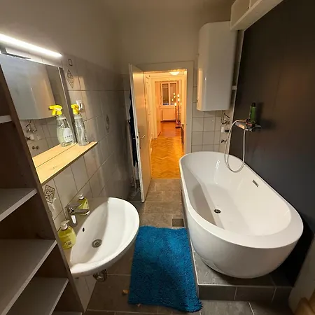 Close To Downtown, Klagenfurt And Woerthersee Apartamento Klagenfurt am Woerthersee