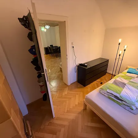 Close To Downtown, Klagenfurt And Woerthersee アパート *