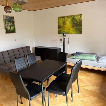 Close To Downtown, Klagenfurt And Woerthersee アパート *