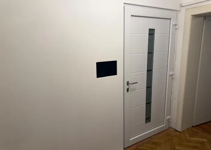 Close To Downtown, Klagenfurt And Woerthersee Apartment